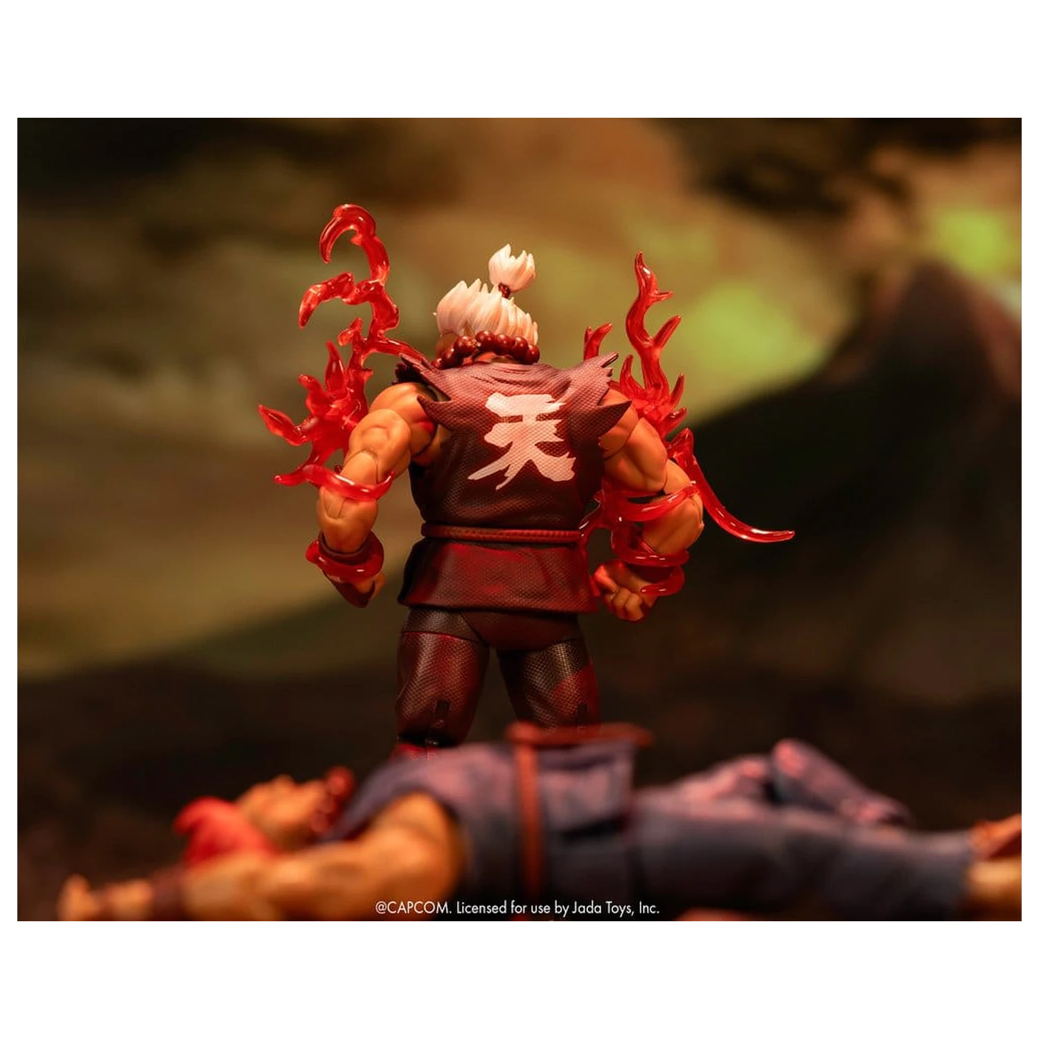 Ultra Street Fighter II: The Final Challengers Action Figure 1/12 Akuma Deluxe 15 cm product photo