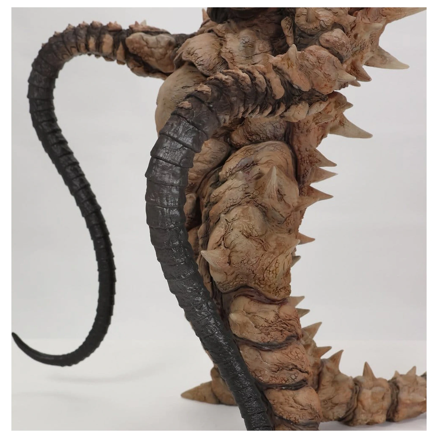 Ultraman Kaiju Remix Series Vinyl Figure Gudon 34 cm product photo