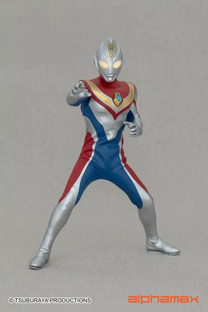 Ultraman Light-Up Action Figure Dyna 16 cm product photo