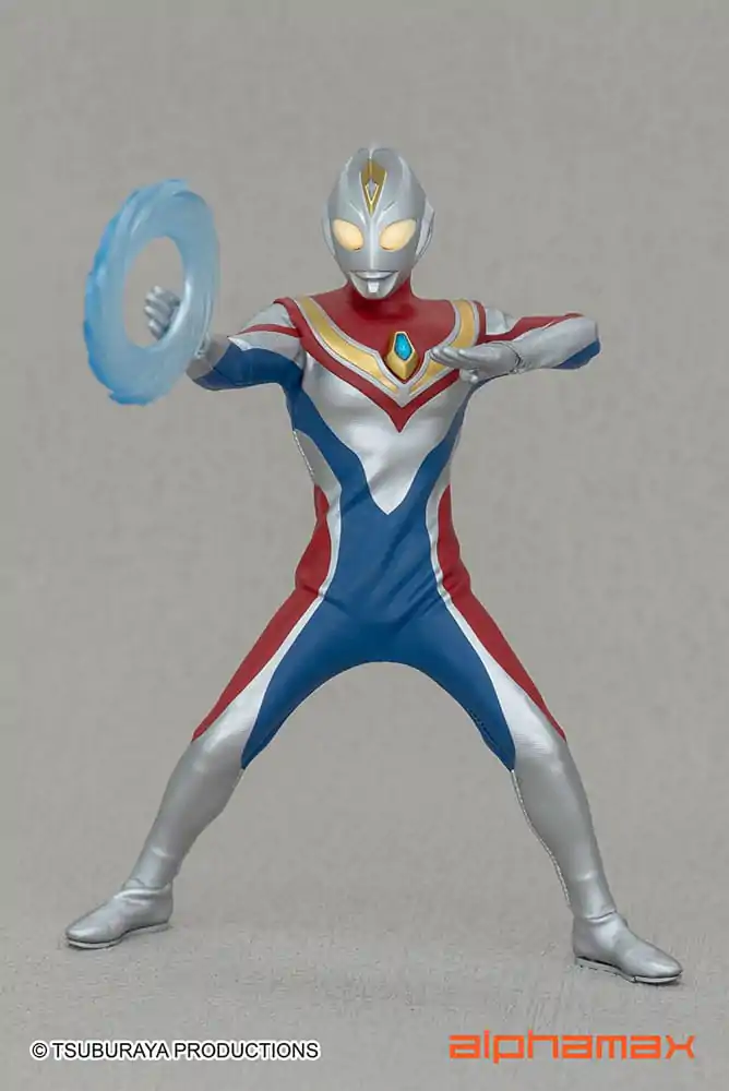 Ultraman Light-Up Action Figure Dyna 16 cm product photo