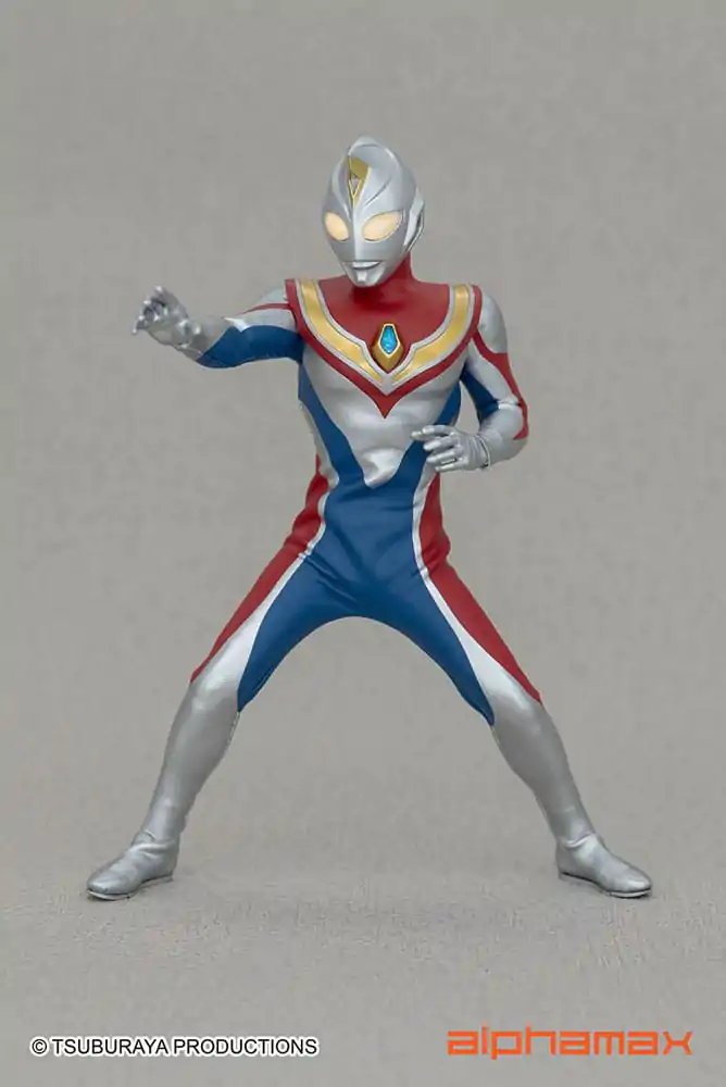 Ultraman Light-Up Action Figure Dyna 16 cm product photo
