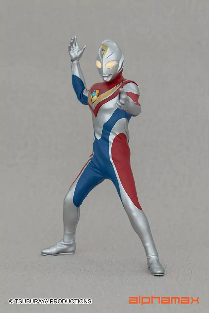 Ultraman Light-Up Action Figure Dyna 16 cm product photo