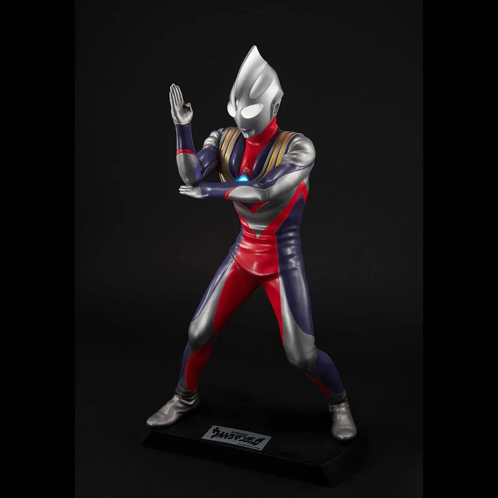 Ultraman Light-Up Ultimate Article Figure Ultraman Tiga (Multi Type) 40 cm product photo