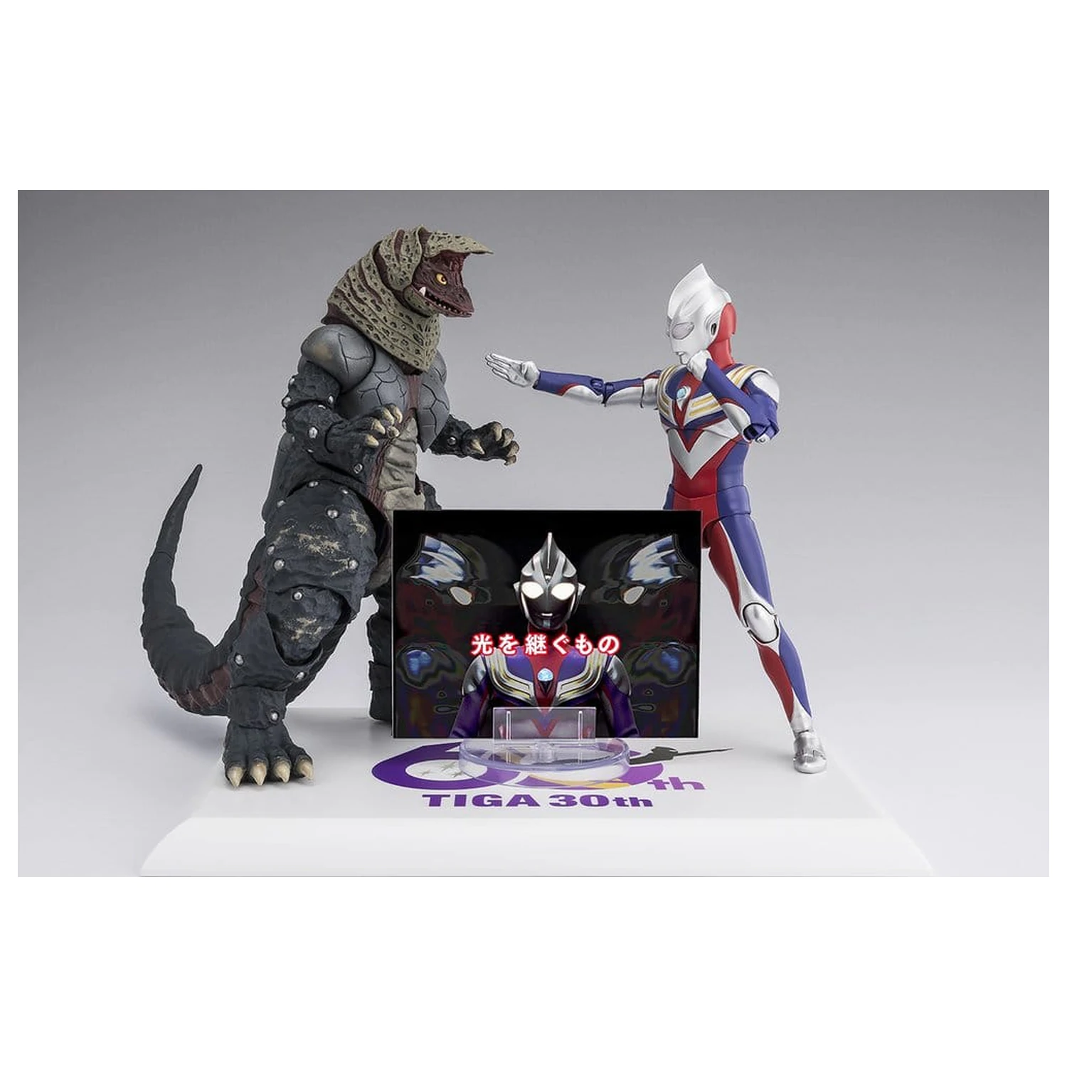 Ultraman Series S.H.Figuarts Shinkocchou Seihou Action Figure Golza 30th Anniversary Edition 15 cm        product photo