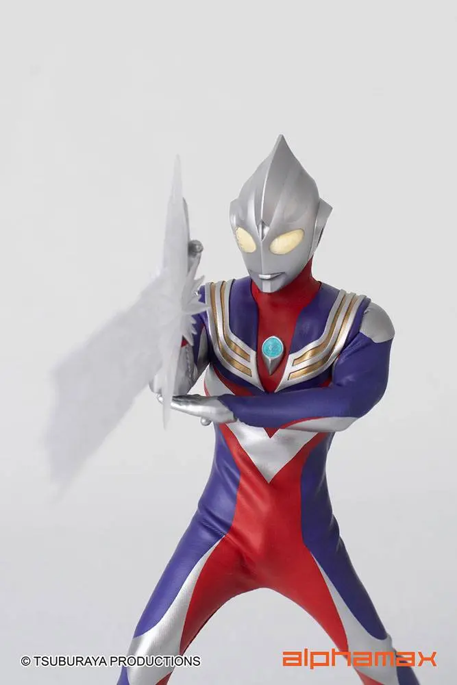 Ultraman Tiga Light-Up Action Figure Tiga 16 cm product photo