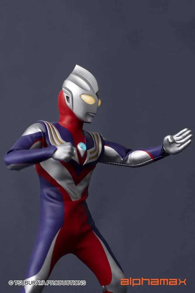 Ultraman Tiga Light-Up Action Figure Tiga 16 cm product photo