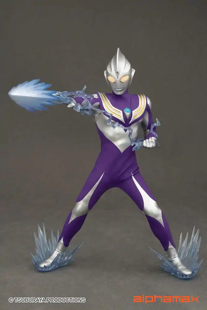 Ultraman Light-Up Action Figure Tiga Sky Type 16 cm product photo