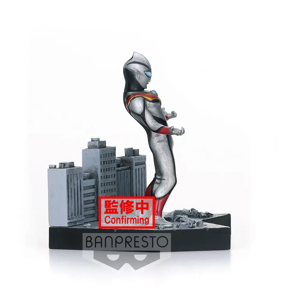 Ultraman Tiga Special Effects Stagement #44 PVC Statue Evil Tiga 5 cm product photo