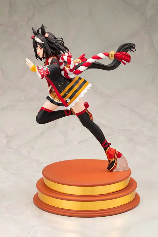 Uma Musume Pretty Derby PVC Statue 1/7 Outrunning the Encroaching Heat Kitasan Black 30 cm product photo