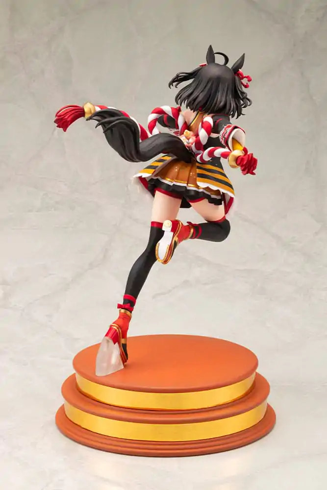 Uma Musume Pretty Derby PVC Statue 1/7 Outrunning the Encroaching Heat Kitasan Black 30 cm product photo