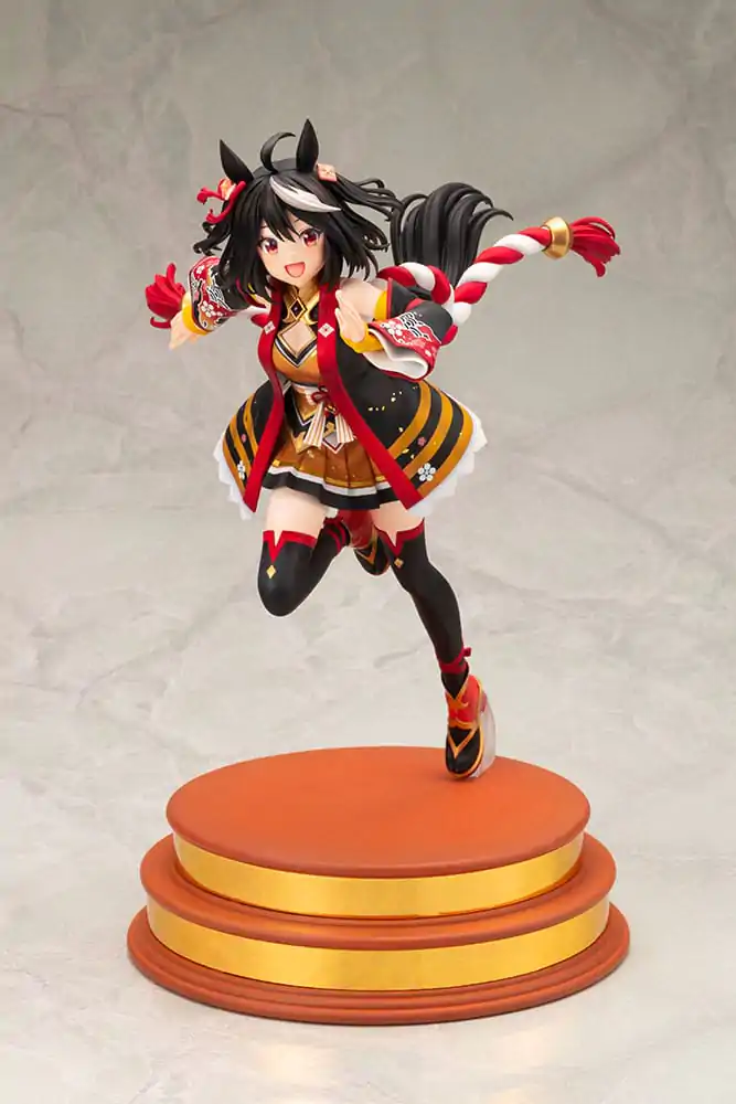 Uma Musume Pretty Derby PVC Statue 1/7 Outrunning the Encroaching Heat Kitasan Black 30 cm product photo