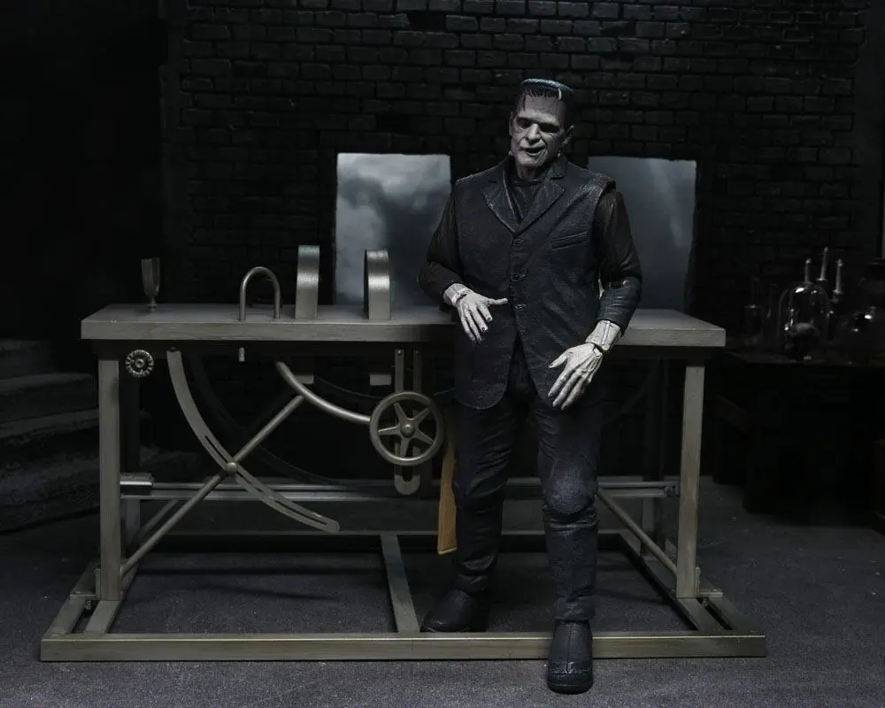 Universal Monsters Accessory Pack for Action Figures Frankenstein product photo