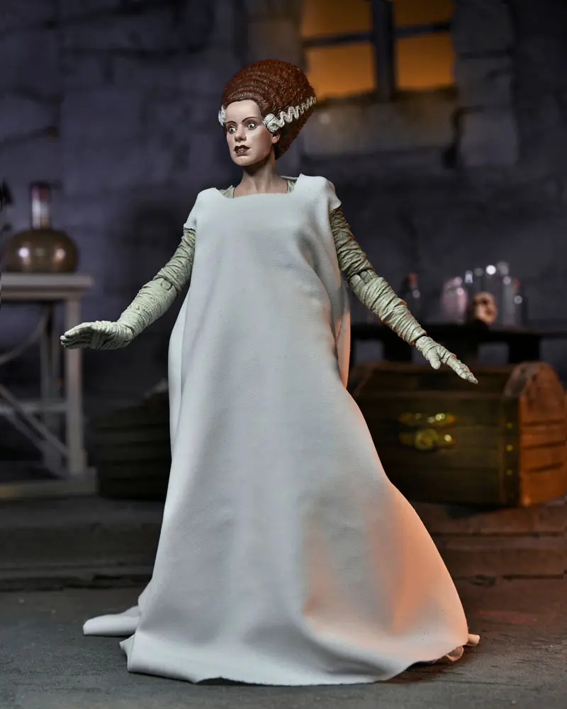 Universal Monsters Action Figure Ultimate Bride of Frankenstein (Color) 18 cm termékfotó