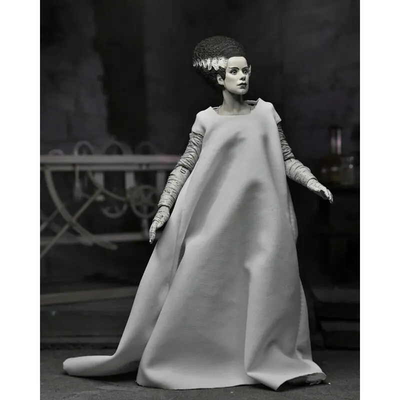 Universal Monsters Action Figure Ultimate Bride of Frankenstein (Black &amp; White) 18 cm product photo