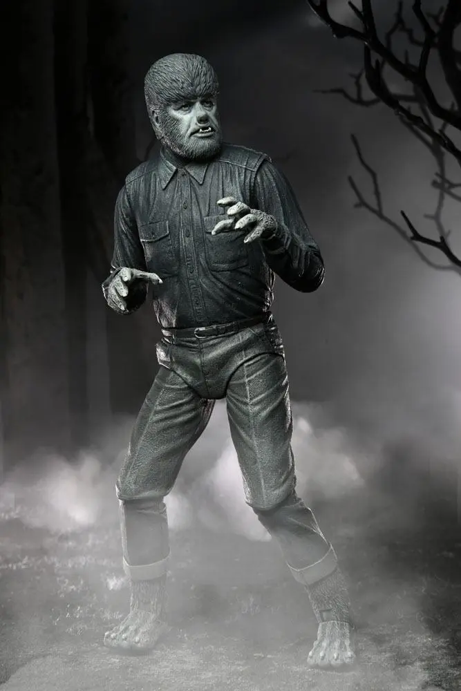 Universal Monsters Action Figure Ultimate The Wolf Man (Black & White) 18 cm termékfotó