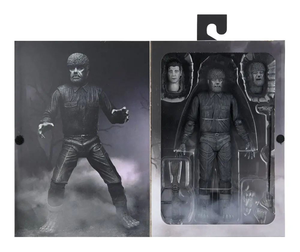 Universal Monsters Action Figure Ultimate The Wolf Man (Black & White) 18 cm termékfotó