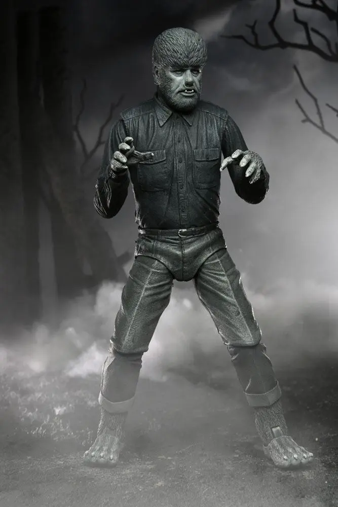 Universal Monsters Action Figure Ultimate The Wolf Man (Black & White) 18 cm termékfotó