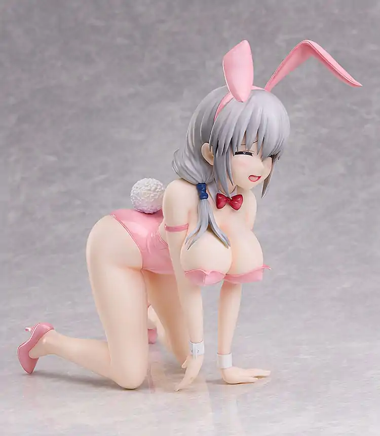 Uzaki-chan Wants to Hang Out! PVC Statue 1/4 Tsuki Uzaki: Bare Leg Bunny Ver. 22 cm product photo