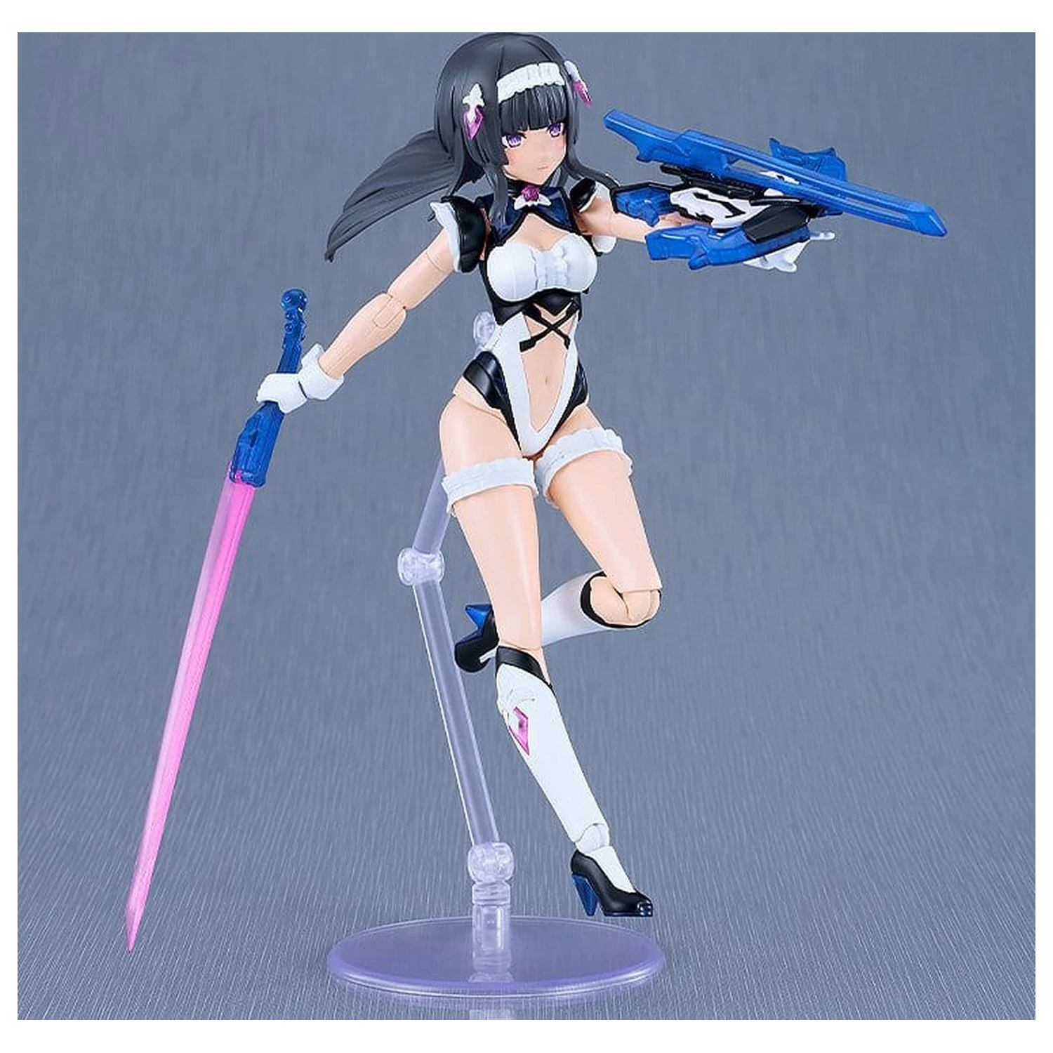 Valkyrie Tune Plamatea Plastic Model Kit Erika = Stradivari 16 cm      product photo