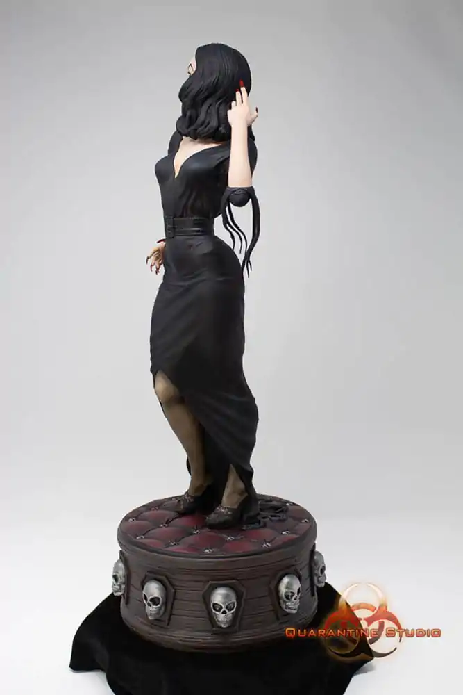 Vampira Statue 1/6 43 cm termékfotó