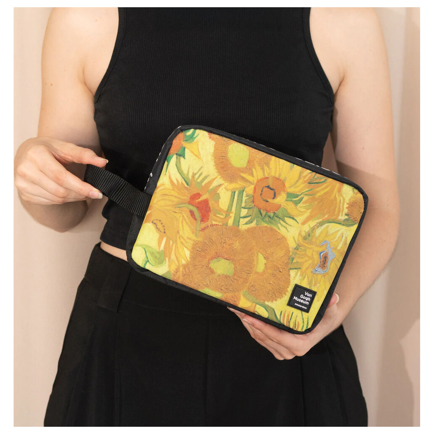 Van Gogh Museum vanity case product photo