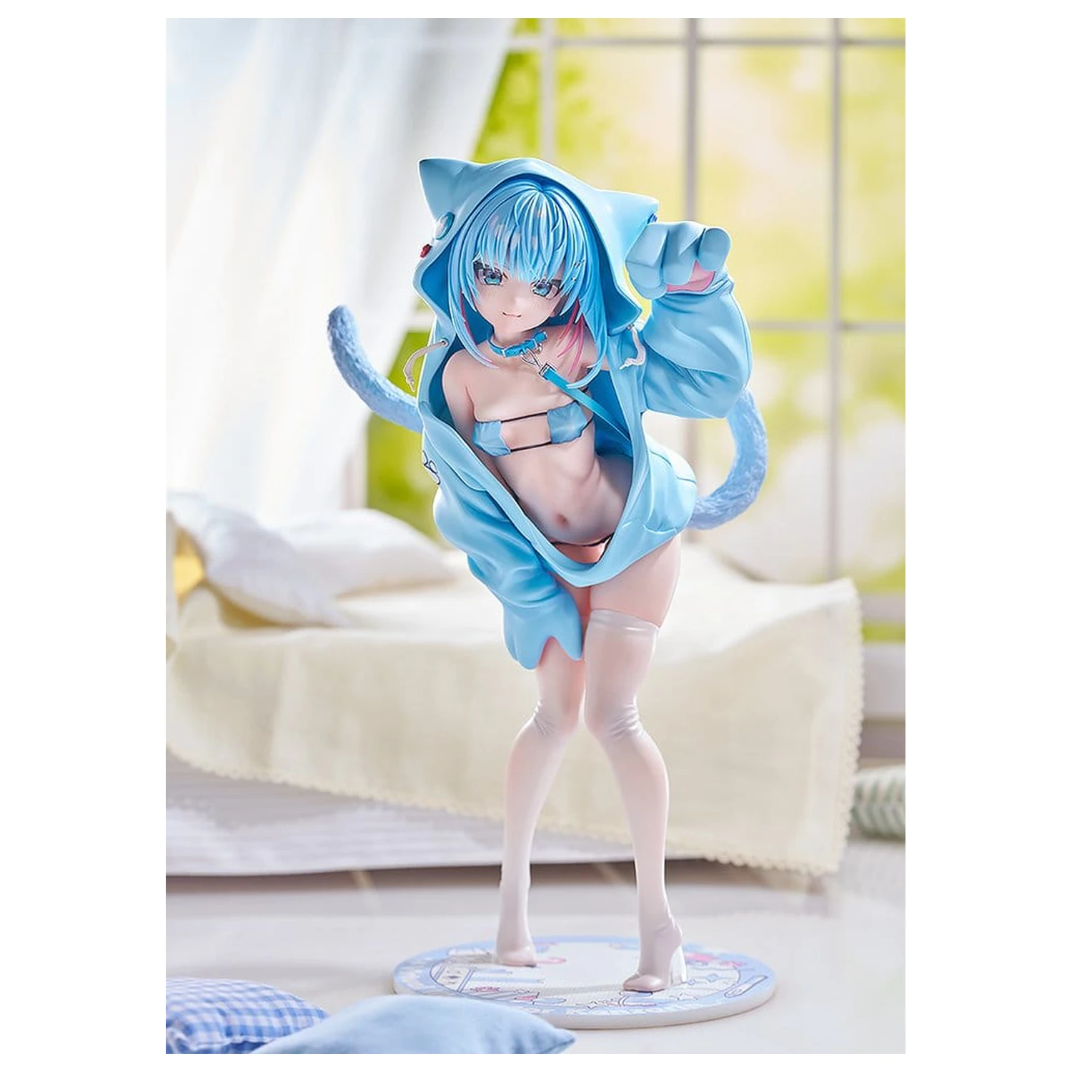 Virtual illustrator Kanzarin PVC Figure 1/6 kanzarin-chan: Cat-Eared Hoodie Ver. 26 cm product photo
