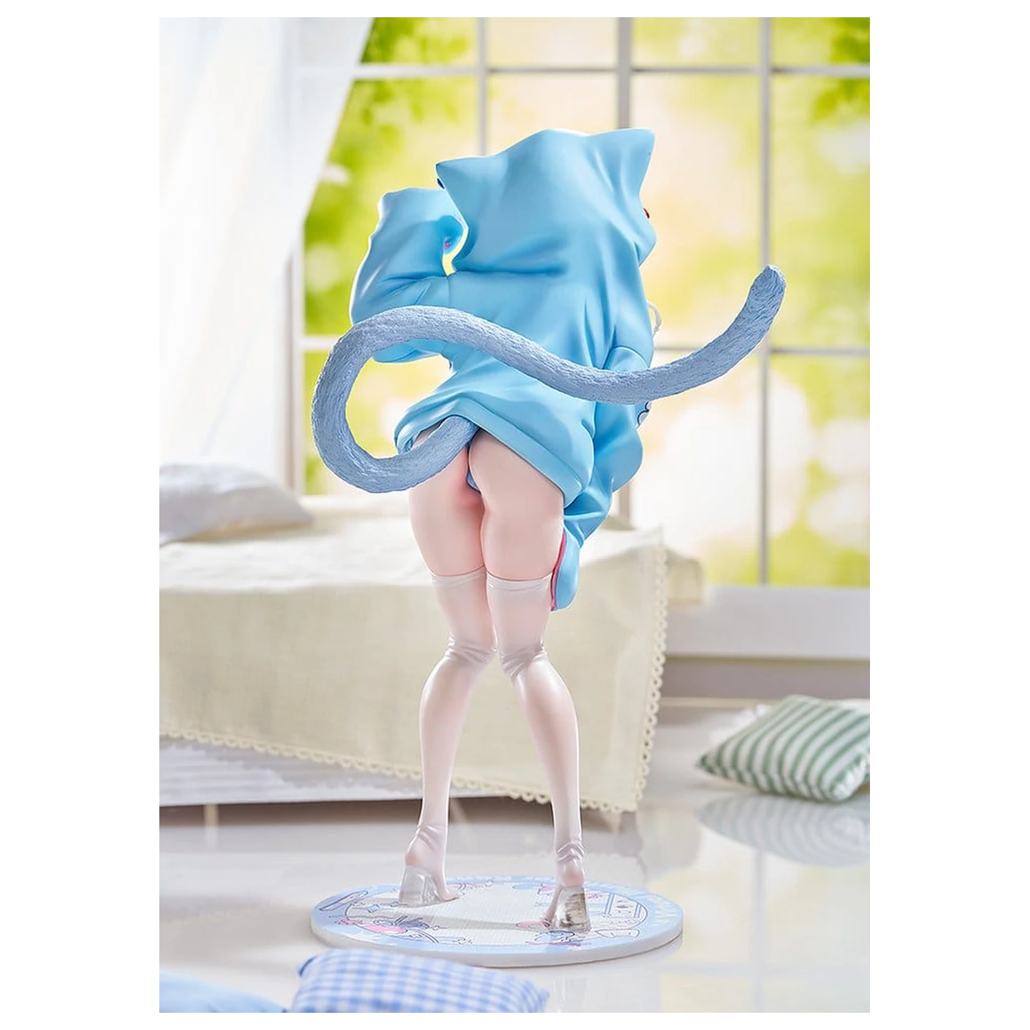 Virtual illustrator Kanzarin PVC Figure 1/6 kanzarin-chan: Cat-Eared Hoodie Ver. 26 cm product photo