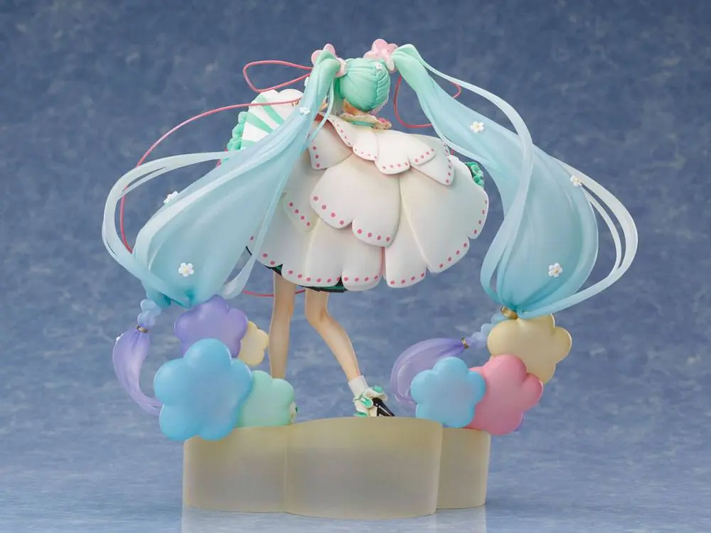 Vocaloid PVC Statue 1/7 Hatsune Miku Magical Mirai 2021 26 cm product photo