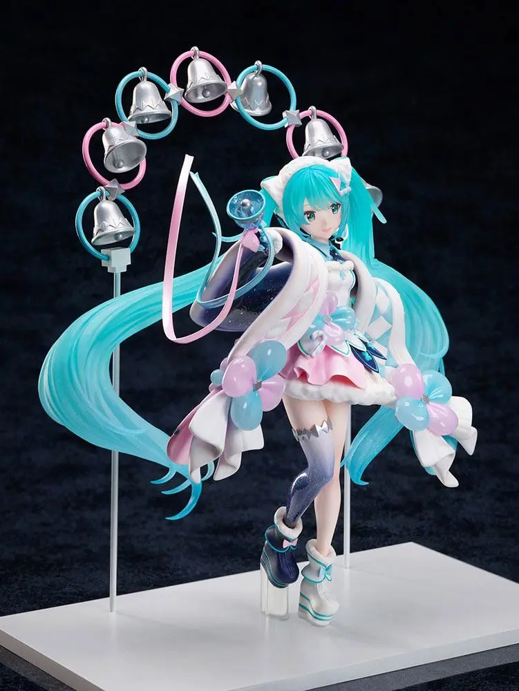 Vocaloid PVC Statue 1/7 Miku Hatsune Magical Mirai 2020 Winter Festival Ver. 23 cm product photo