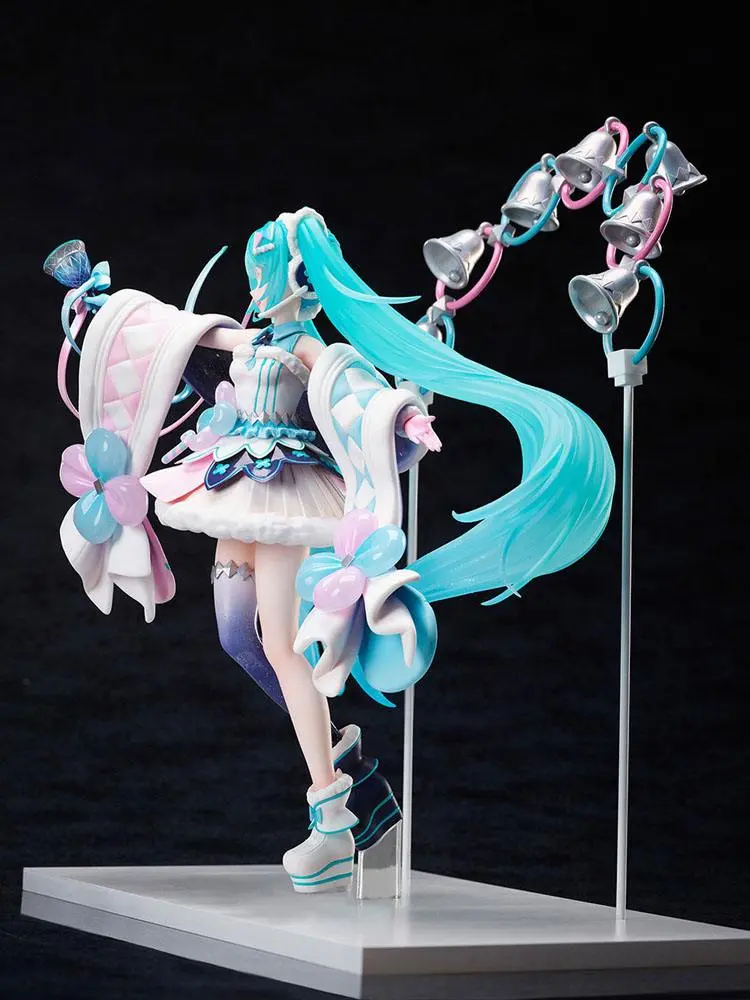 Vocaloid PVC Statue 1/7 Miku Hatsune Magical Mirai 2020 Winter Festival Ver. 23 cm product photo
