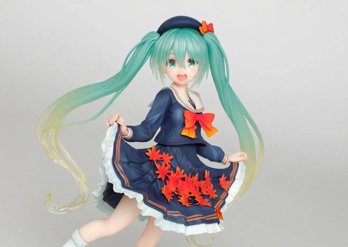 Vocaloid PVC Statue Hatsune Miku 3rd Season Autumn Ver. (re-sales) 18 cm product photo