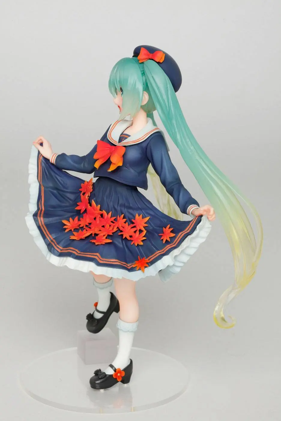 Vocaloid PVC Statue Hatsune Miku 3rd Season Autumn Ver. (re-sales) 18 cm product photo