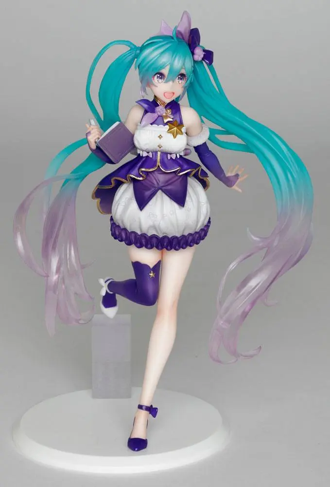 Vocaloid PVC Statue Hatsune Miku 3rd Season Winter Ver. (re-sales) 18 cm product photo