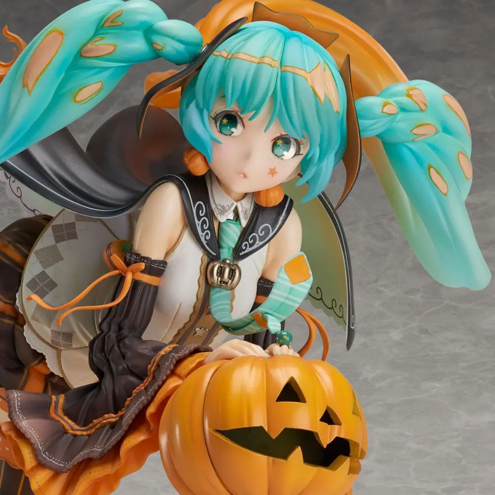 Vocaloid PVC Statue Hatsune Miku Trick or Miku 17 cm product photo
