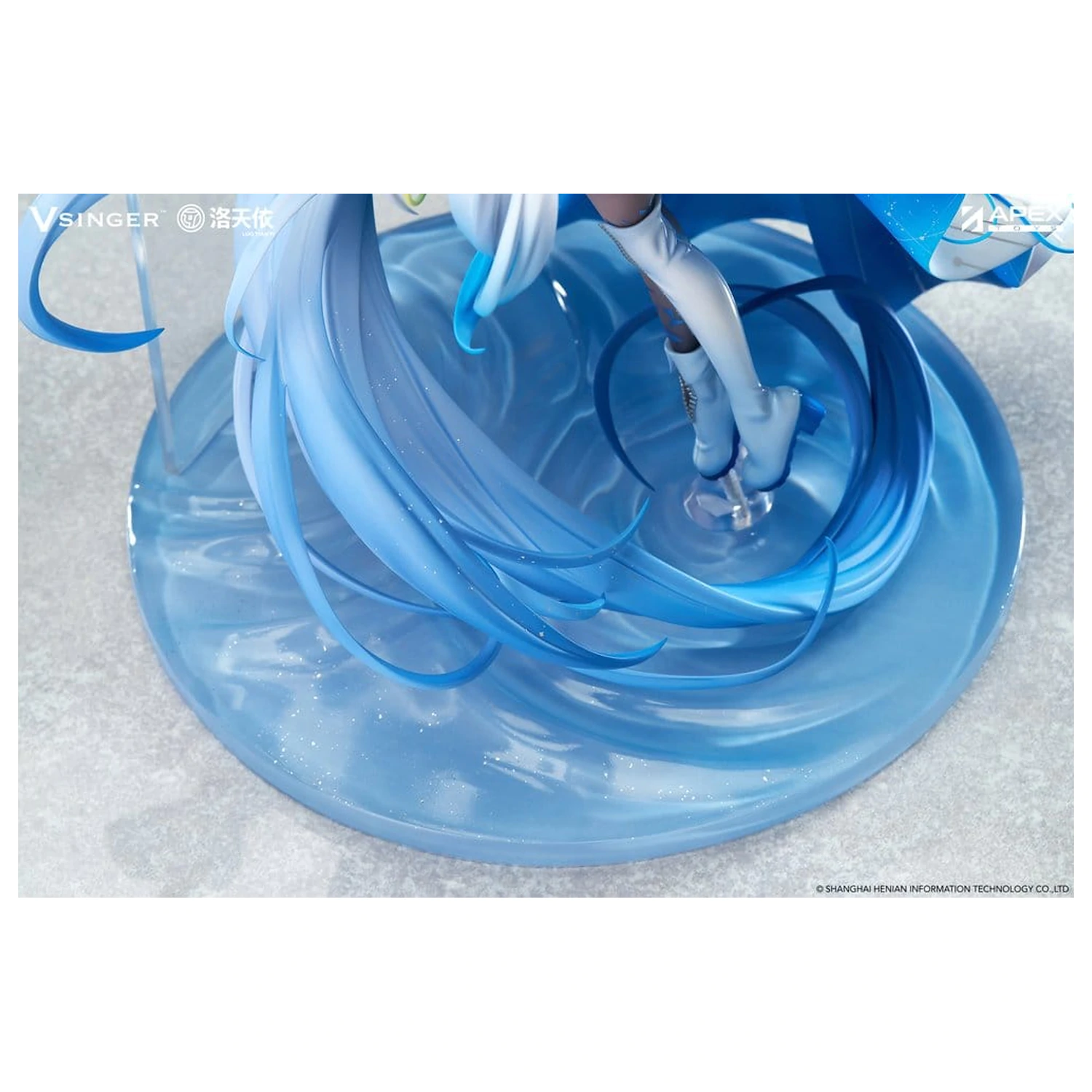 Vsinger PVC Statue 1/7 Luo Tianyi 12th Anniversary Ver. 34 cm                     product photo