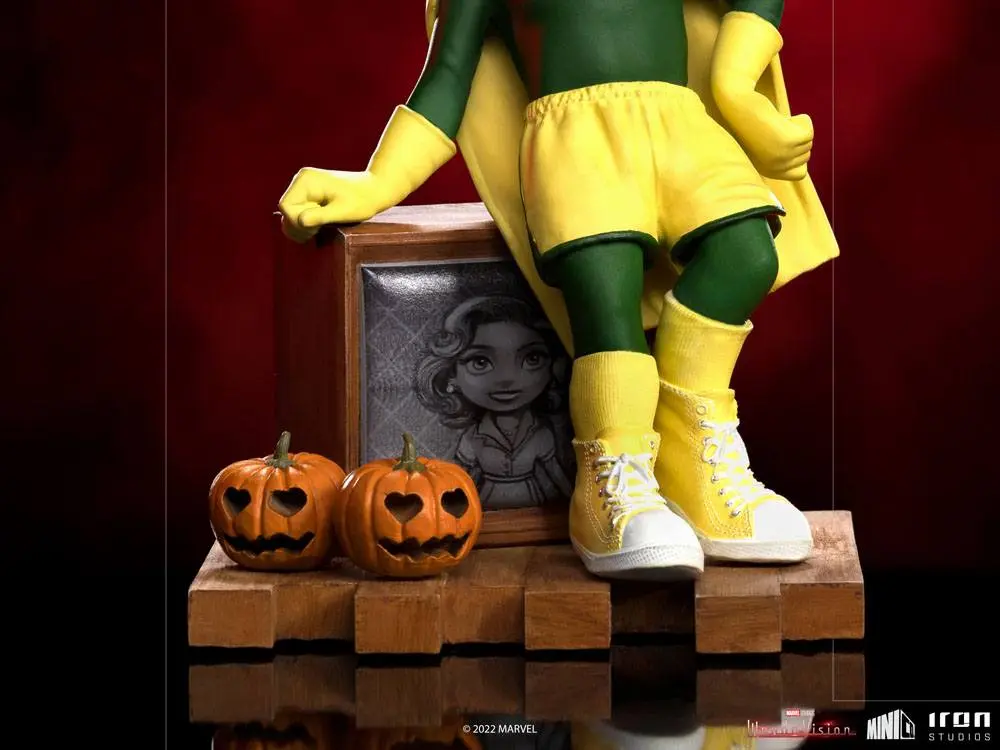 WandaVision Mini Co. PVC Figure Vision Halloween Version 19 cm termékfotó