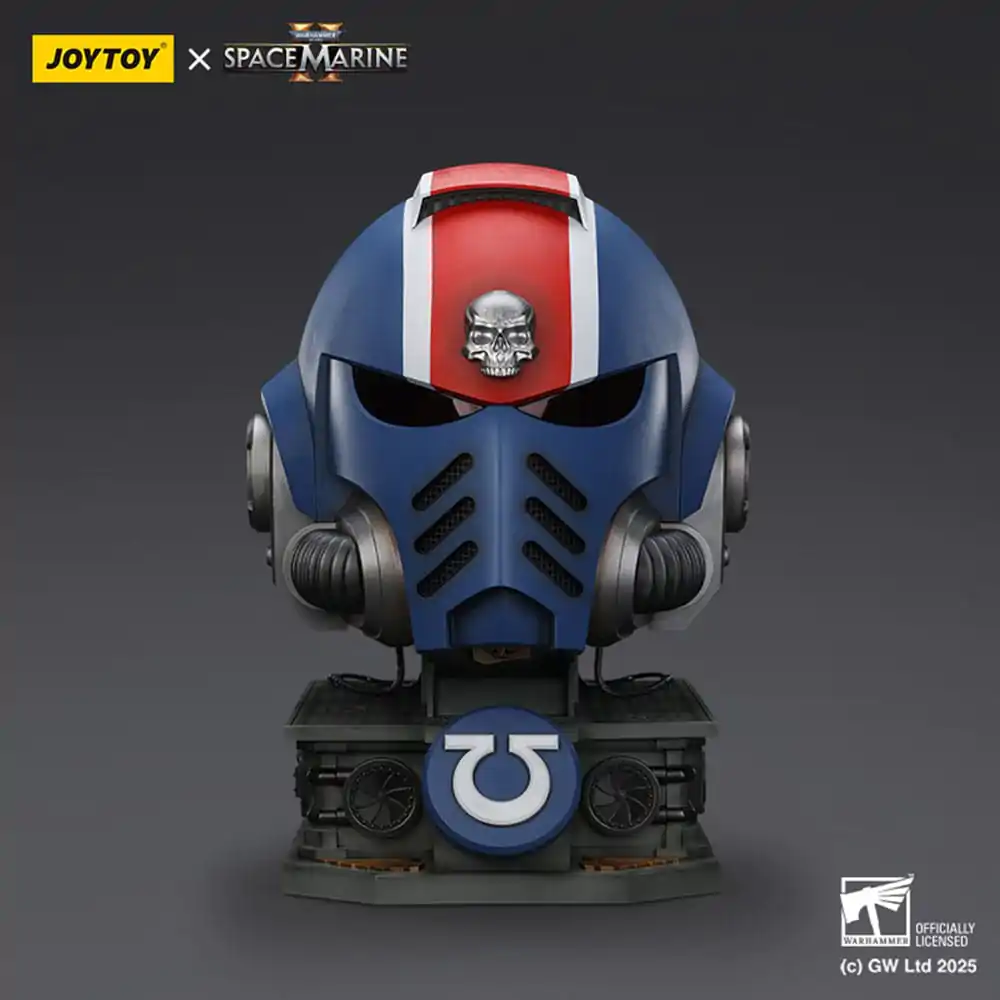 Warhammer 40,000: Space Marine 2 Replica Ultramarines Lieutenant Titus helmet with Display Stand 44 cm  product photo