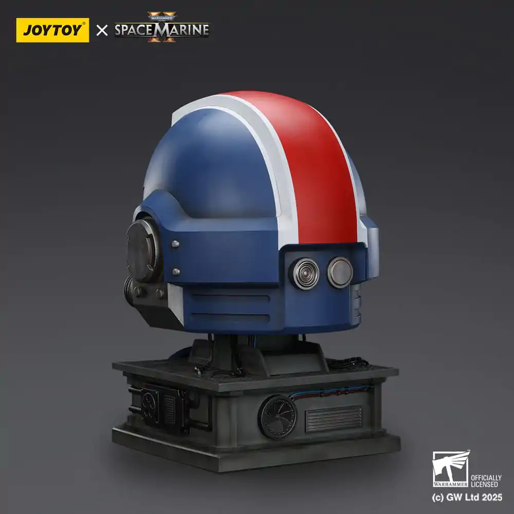 Warhammer 40,000: Space Marine 2 Replica Ultramarines Lieutenant Titus helmet with Display Stand 44 cm  product photo
