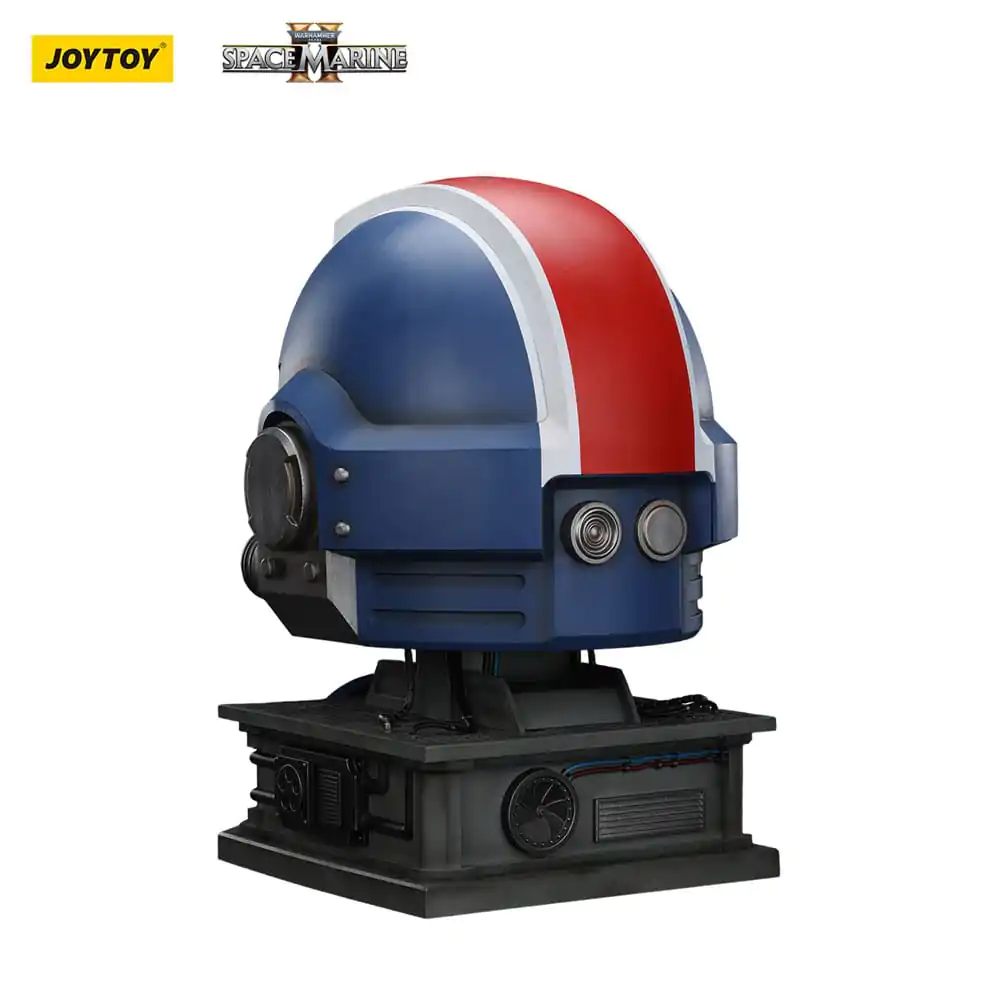 Warhammer 40,000: Space Marine 2 Replica Ultramarines Lieutenant Titus helmet with Display Stand 44 cm  product photo