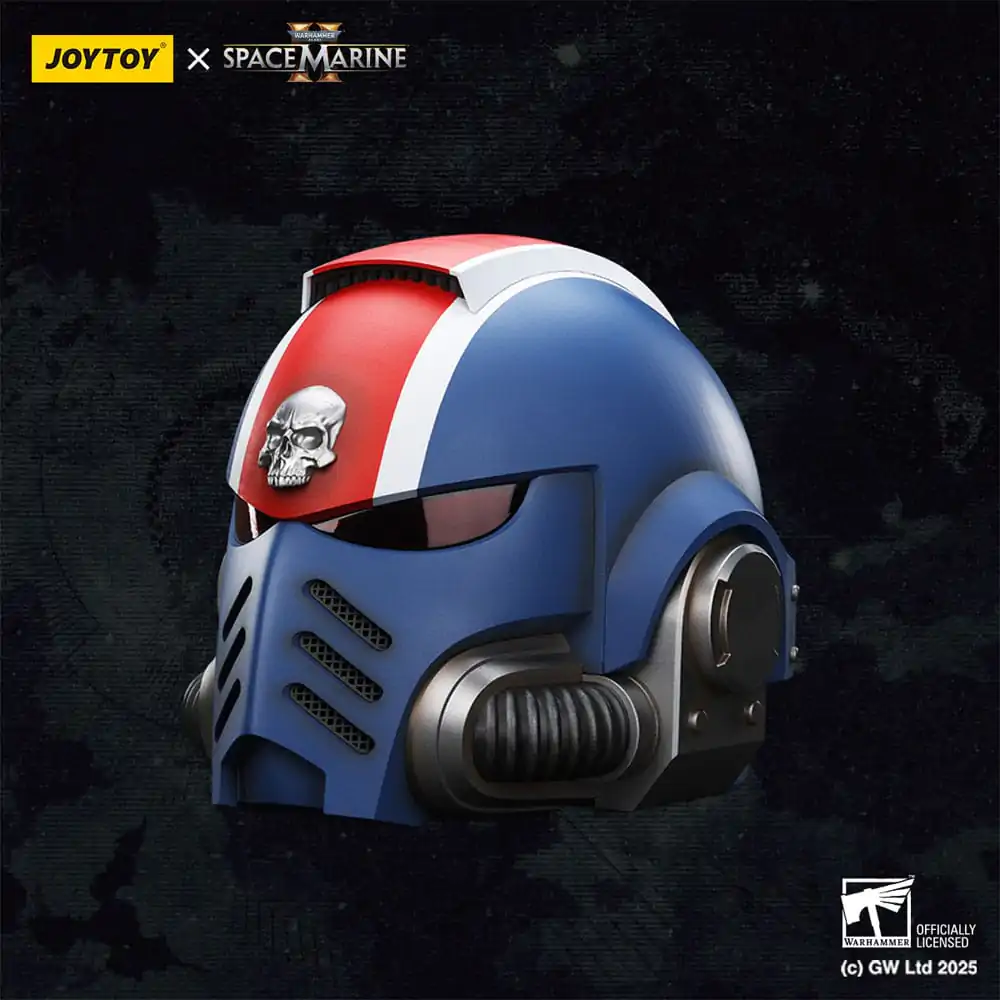 Warhammer 40,000: Space Marine 2 Replica Ultramarines Lieutenant Titus helmet 30 cm  product photo