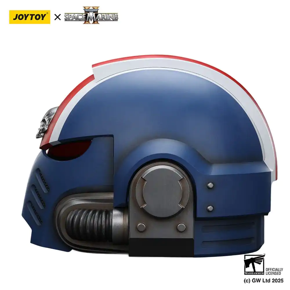Warhammer 40,000: Space Marine 2 Replica Ultramarines Lieutenant Titus helmet 30 cm  product photo