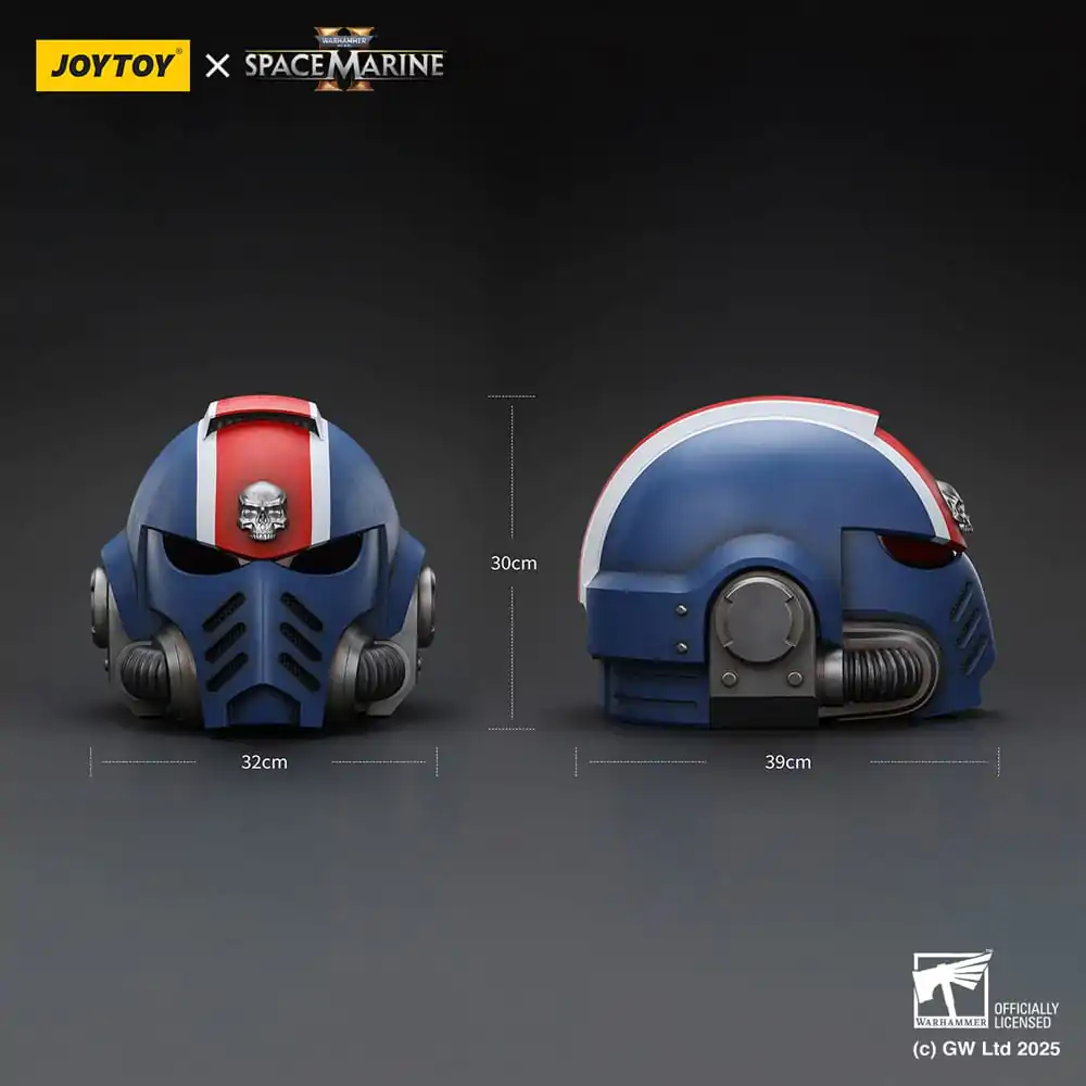 Warhammer 40,000: Space Marine 2 Replica Ultramarines Lieutenant Titus helmet 30 cm  product photo