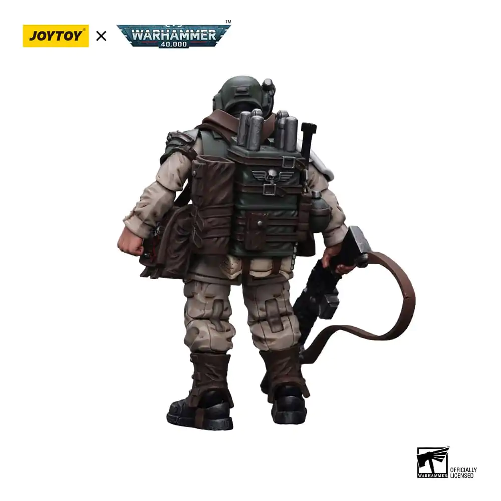 Warhammer 40k Action Figure 1/18 Astra Militarum Cadian Command Squad Veteran with Medi-pack 12 cm product photo