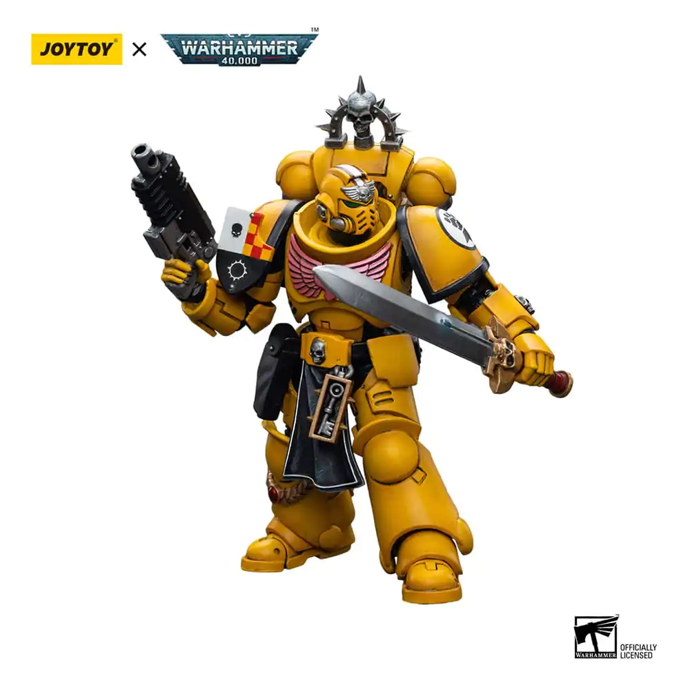 Warhammer 40k Action Figure 1/18 Imperial Fists Lieutenant with Power Sword 12 cm termékfotó