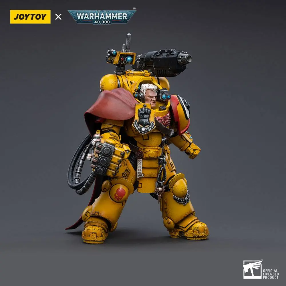 Warhammer 40k Action Figure 1/18 Imperial Fists Third Captain Tor Garadon 13 cm termékfotó