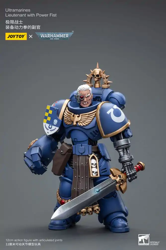 Warhammer 40k Action Figure 1/18 Ultramarines Lieutenant with Power Fist 12 cm product photo