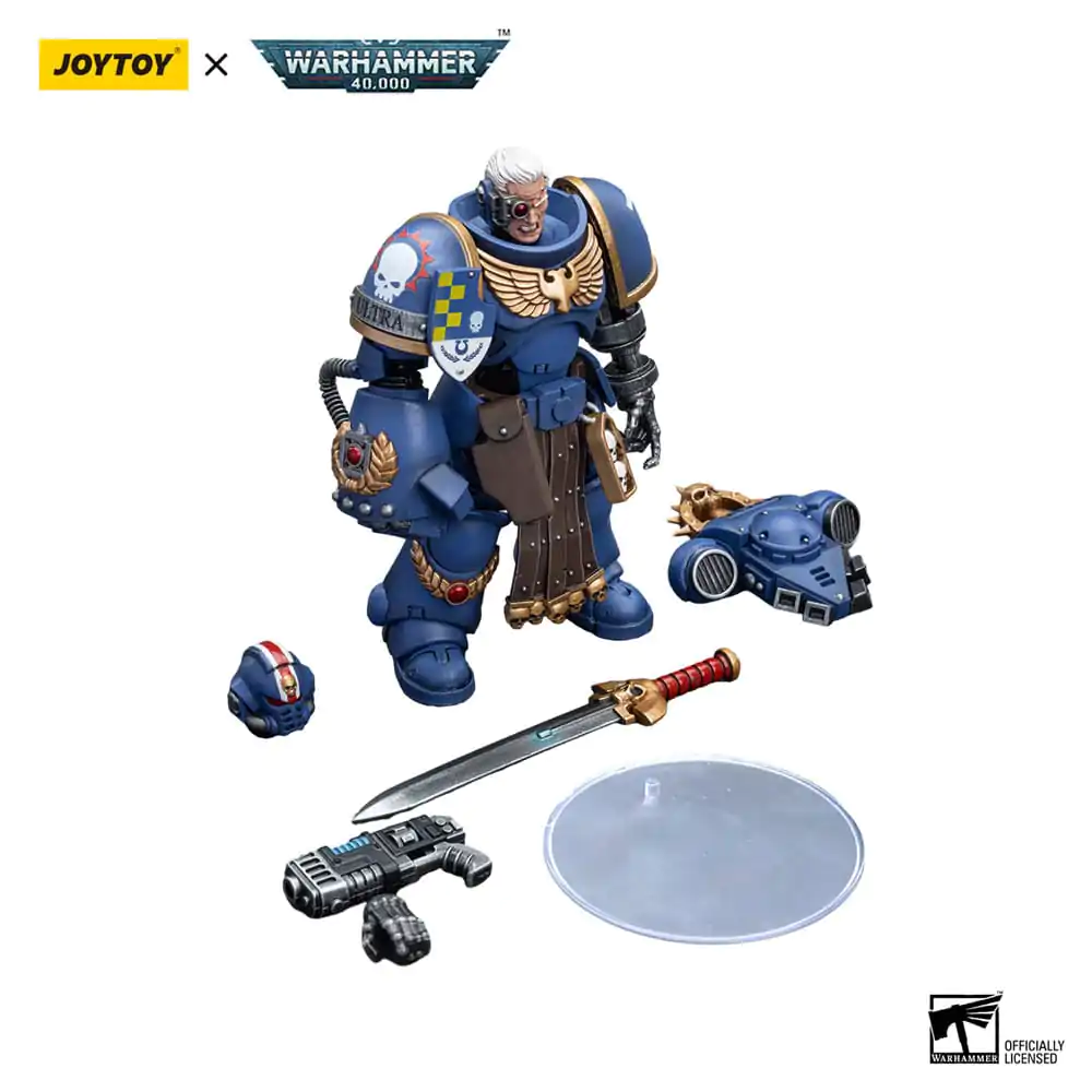Warhammer 40k Action Figure 1/18 Ultramarines Lieutenant with Power Fist 12 cm product photo