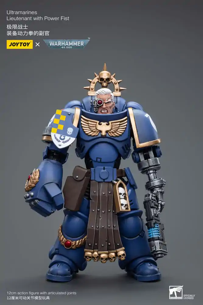 Warhammer 40k Action Figure 1/18 Ultramarines Lieutenant with Power Fist 12 cm product photo