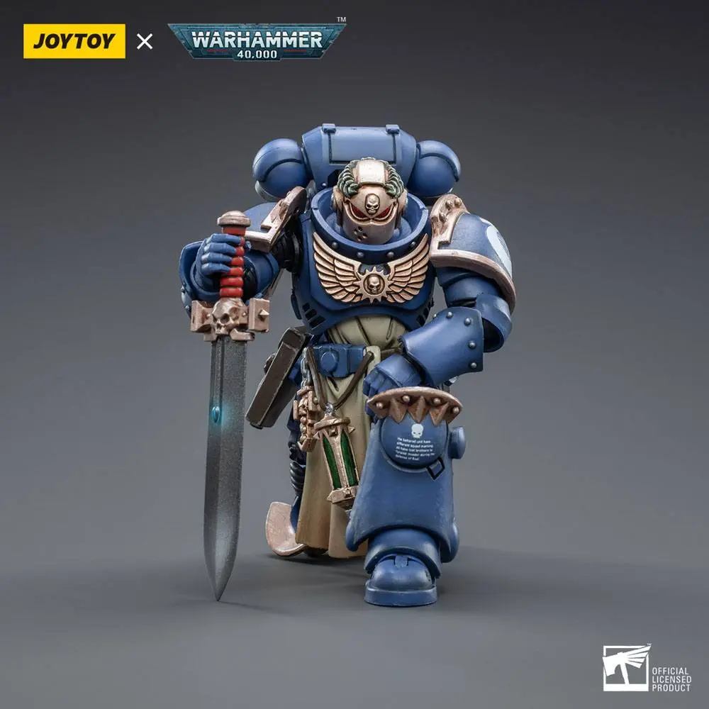 Warhammer 40k Action Figure 1/18 Ultramarines Primaris Company Champion 12 cm product photo
