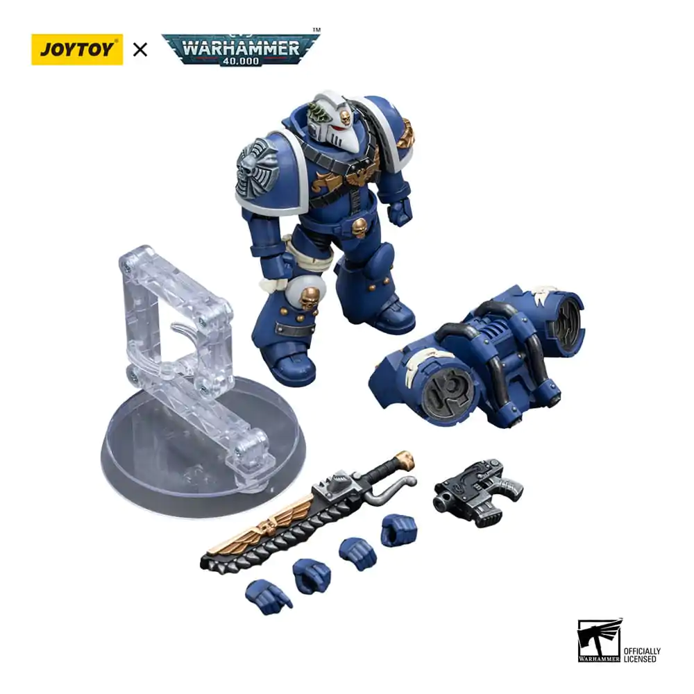 Warhammer 40k Action Figure 1/18 Ultramarines Vanguard Veteran with Chainsword and Bolt Pistol 12 cm product photo